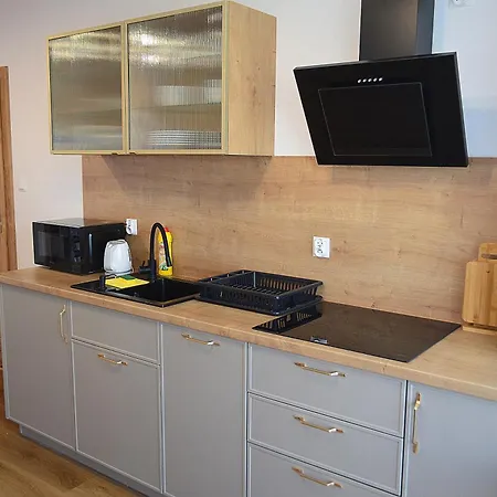 Przystan Admiralska 11