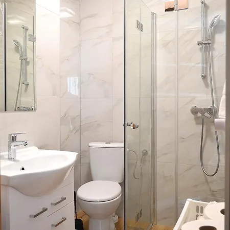 Przystan Admiralska 11