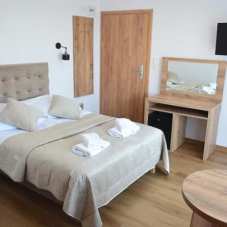 Przystan Admiralska 11 Maison d'hôtes 3*