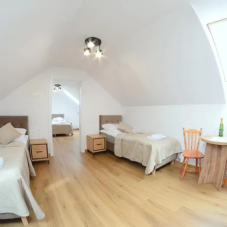 Vendégház Przystan Admiralska 11 3*