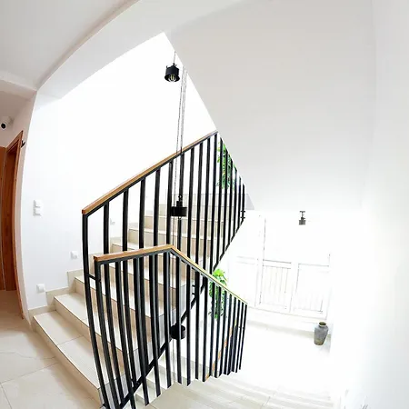 Przystan Admiralska 11 3*