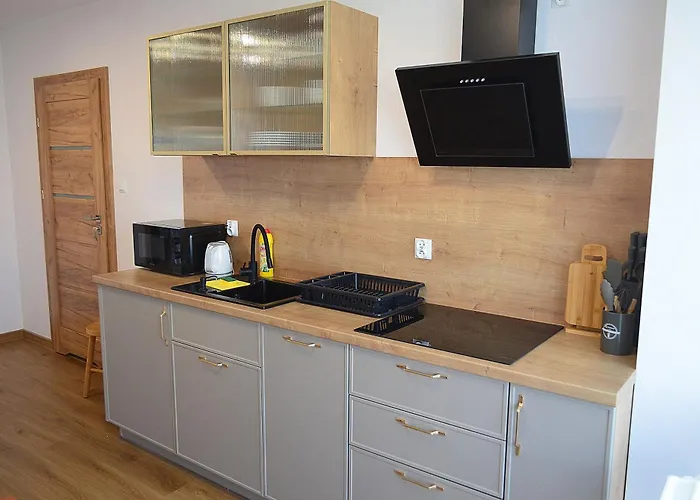 Przystań Admiralska 11