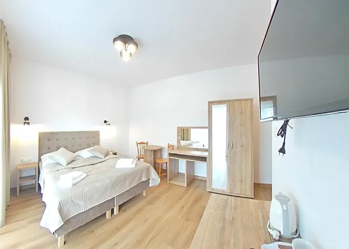 Przystan Admiralska 11